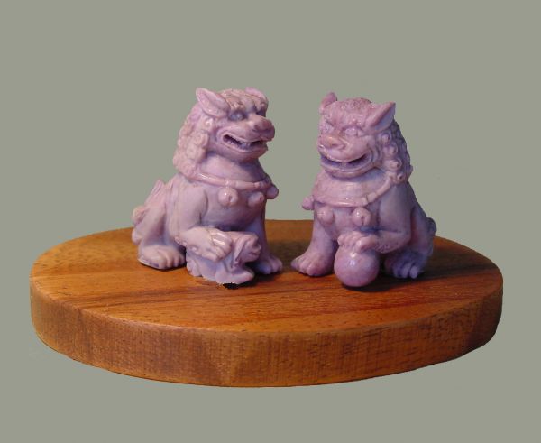 Fortuitous Small Pair of Luxurious Chinese Lions