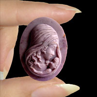 Sacred Virgin Mary Holding Jesus Cameo