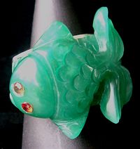 Staggeringly Trend-Setting David-Wedd Style Ring: Fish # 2 -- Size 9